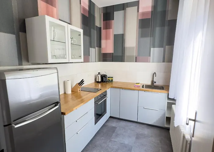 Exklusives Urban شقة