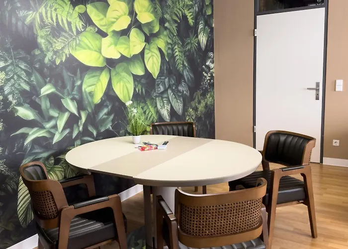 Exklusives Urban * لبسيا