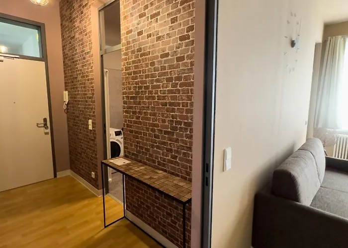 Exklusives Urban لبسيا